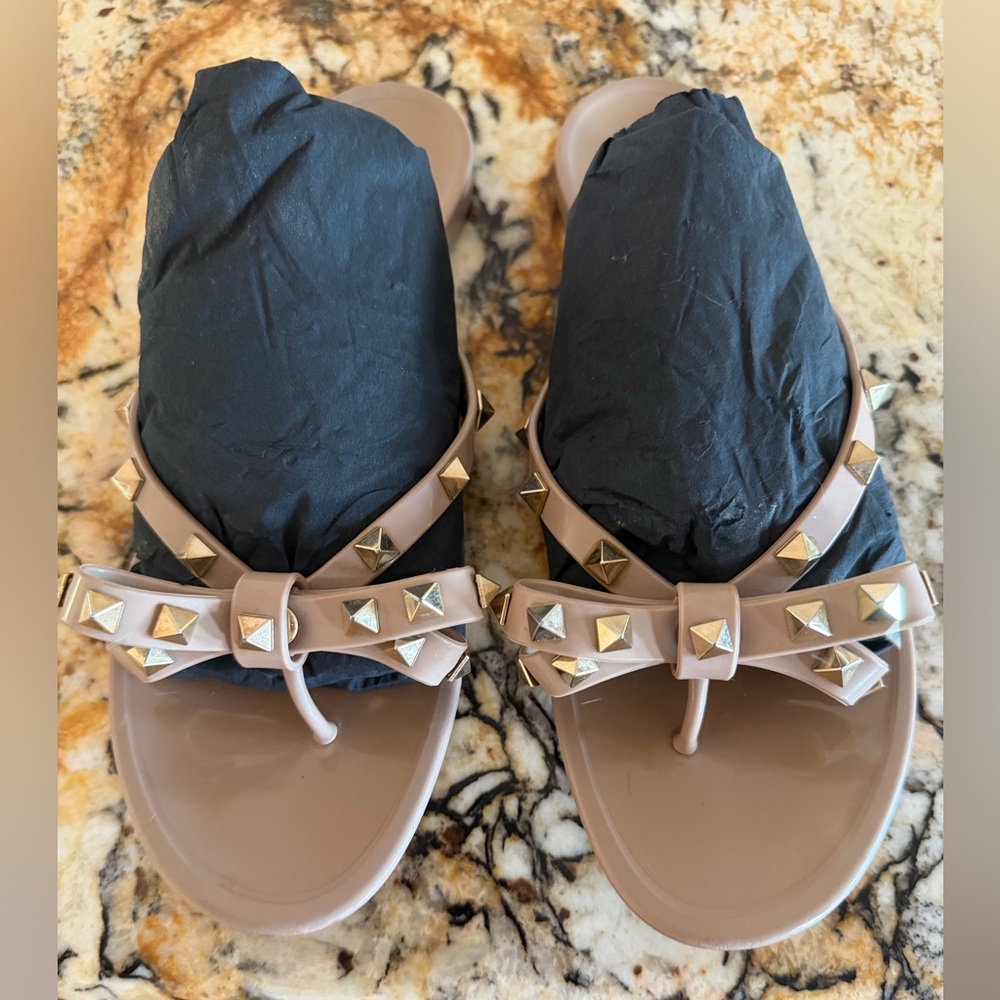 Valentino Garavani Taupe Studded Bow Thong Sandals